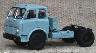 Тягач МАЗ 504Б голубой (Наш Автопром)