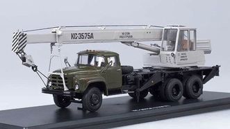 Автокран КС 3575А (133ГЯ) хаки/серый (SSM)
