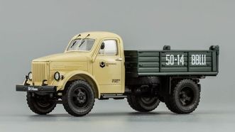 ГАЗ 93Б самосвал бежевый/хаки (DIP Models)